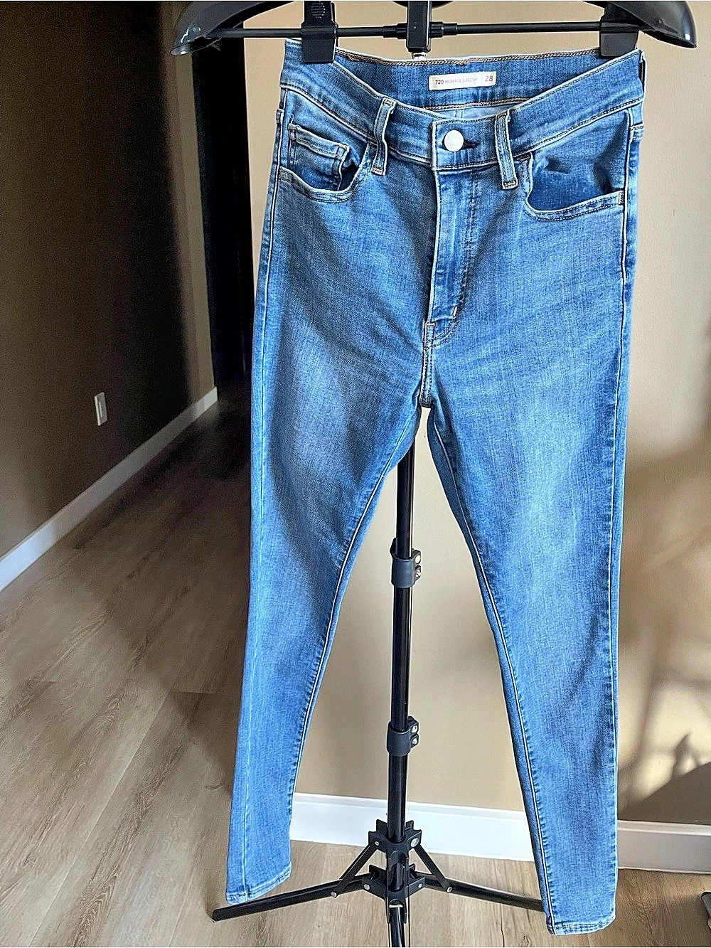 Rock Revival 720 High Rise Super Skinny High Rise Skinny Jeans in Blue Waist 28